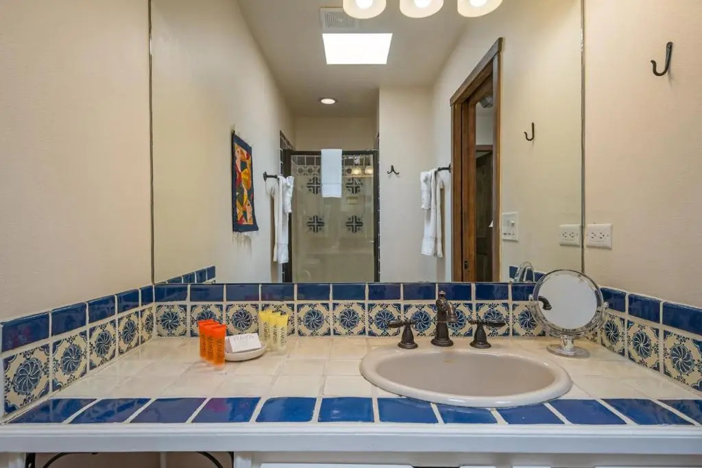 2 Bedroom - 10 Min. Walk to Plaza - Alegre