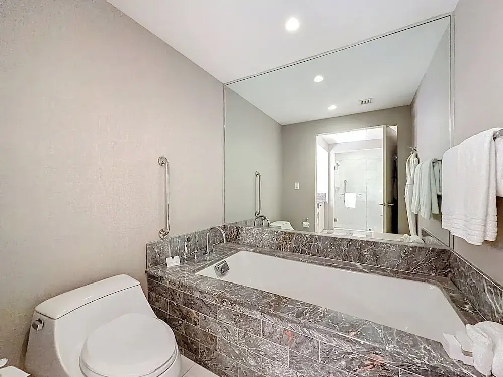 Luxury Suites at Fort Lauderdale Beach