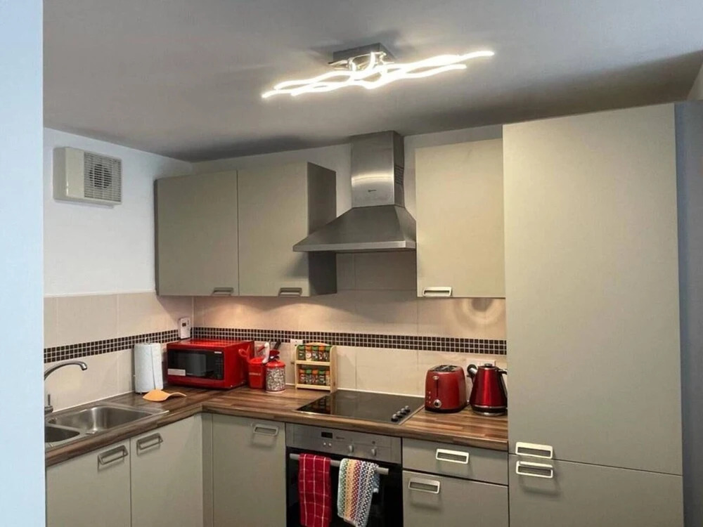 Aarons Stunning 2-bed in Aberdeen City Centre