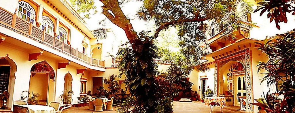 Palkiya Haveli - A Heritage Home