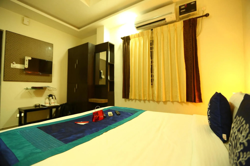 OYO Rooms Vadapalani AVM Studio