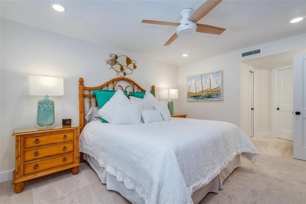 Sea Oats 244 2 Bedroom Condo by RedAwning