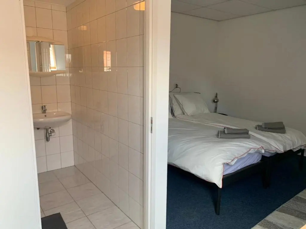 Pakhuis aan de Haven - bakboord
