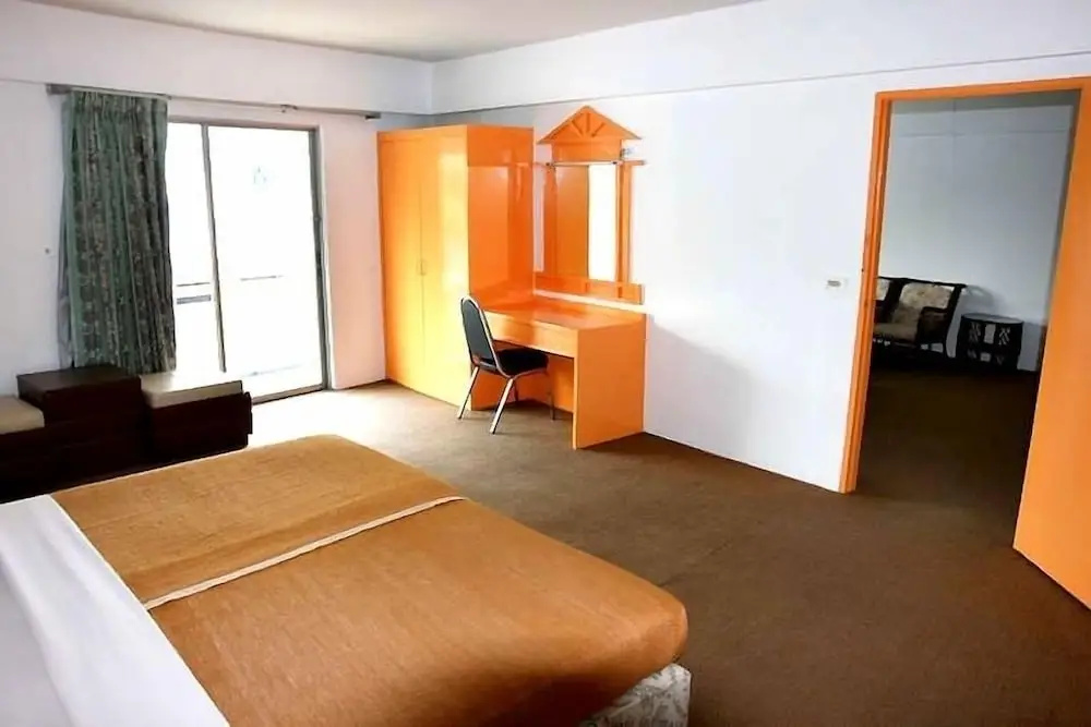 Queen Pattaya Hotel