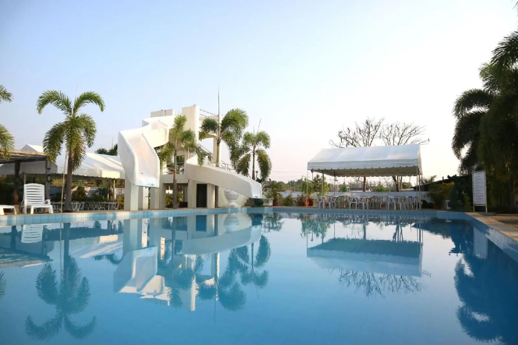 Fiesta Garden Hotel