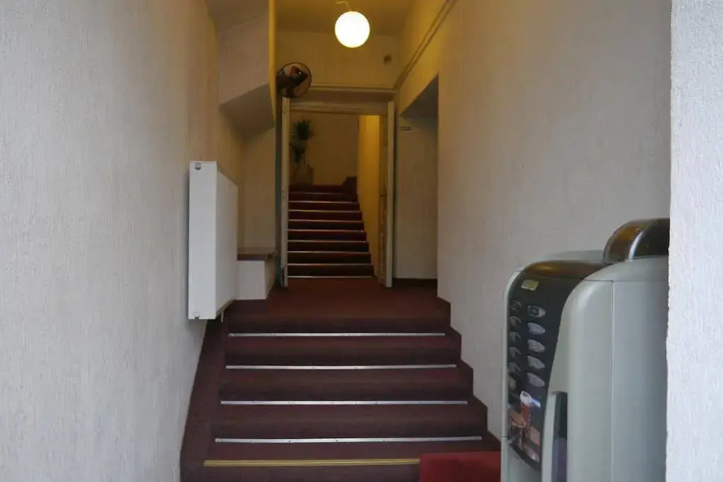 Center Stay Hostel