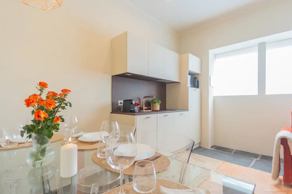 Como Dreams Apartments by Rent All Como
