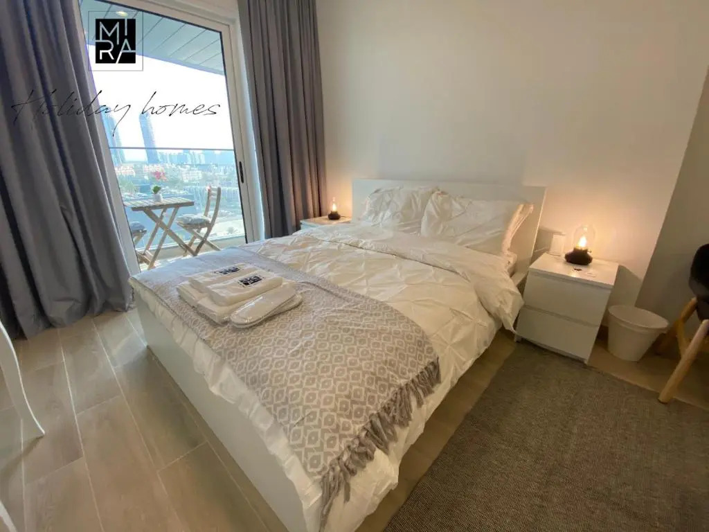 Serviced Studio in Bloom Heights by Mira Holiday Homes