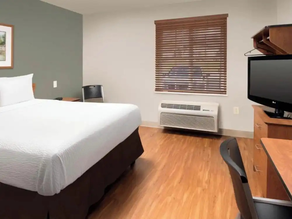Studio 6 Extended Stay Cincinnati Sharonville OH