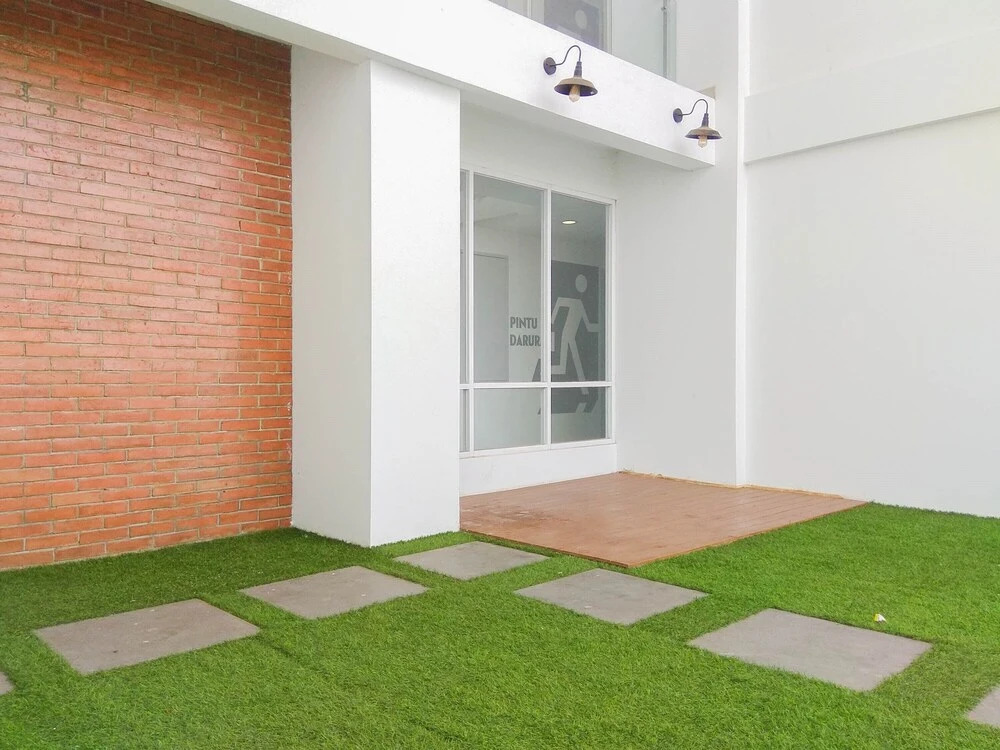 Fully Furnished And Cozy 2Br Apartment At Patraland Urbano