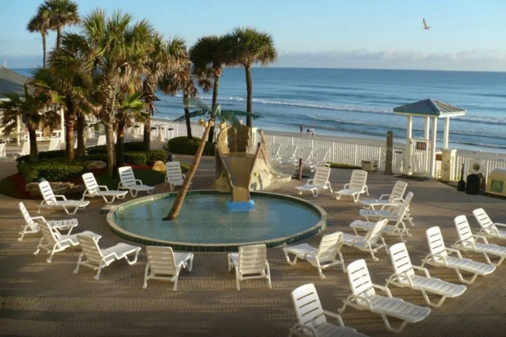 Grand Seas by Exploria Resorts, MOD Collection by Sonesta