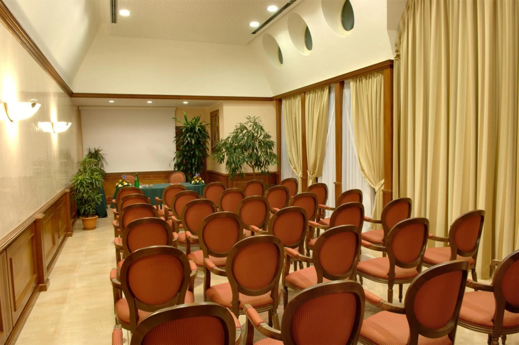 Andreola Central Hotel