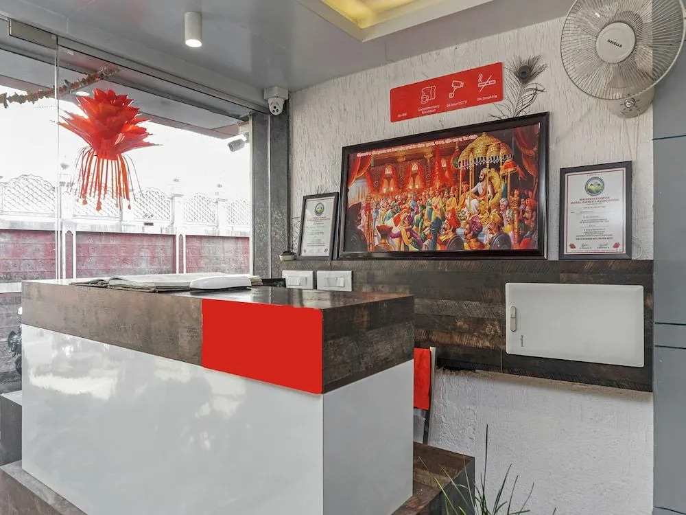OYO 22571 Hotel Sarathi