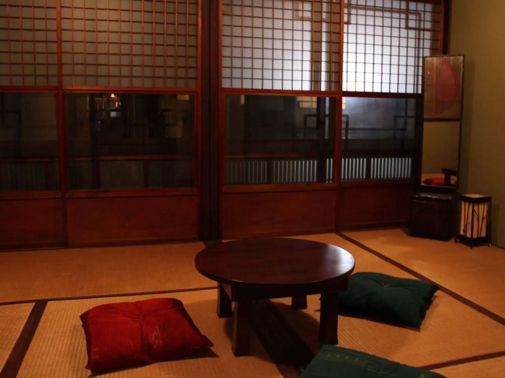 Guest house Rakuza