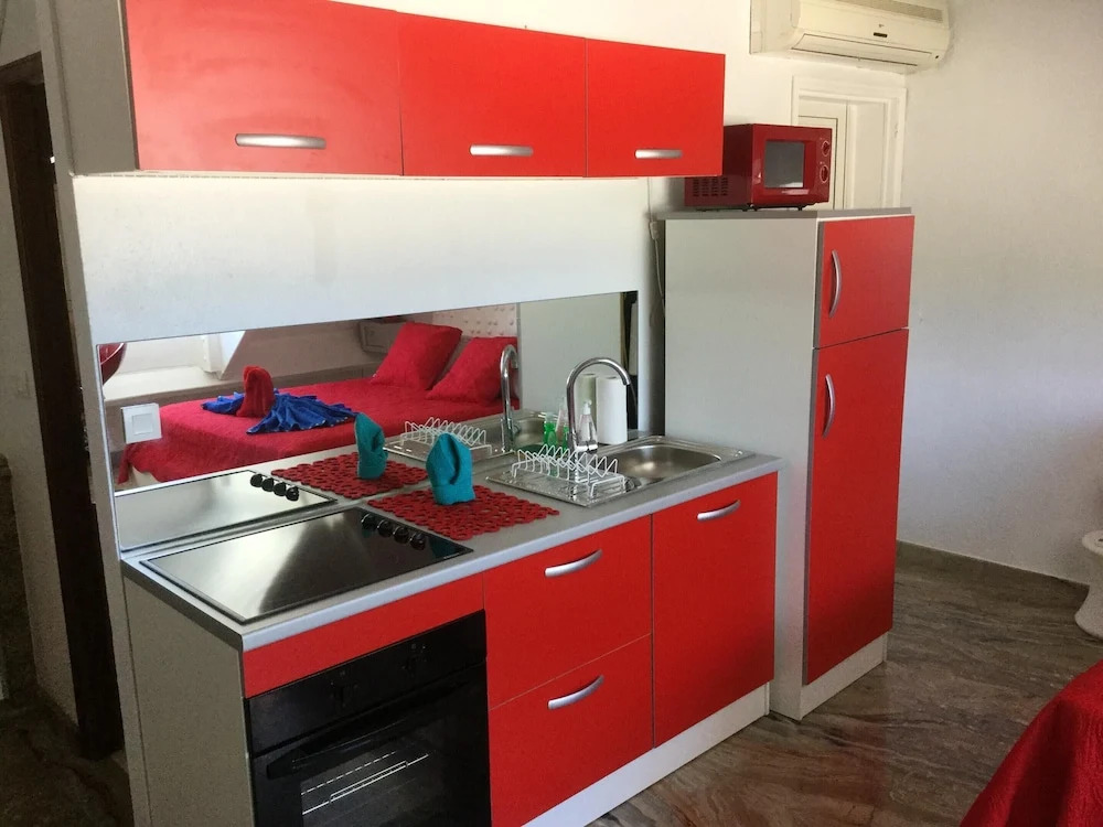 Studio in Sandy-ground, With Wonderful sea View, Shared Pool, Furnished Balcony