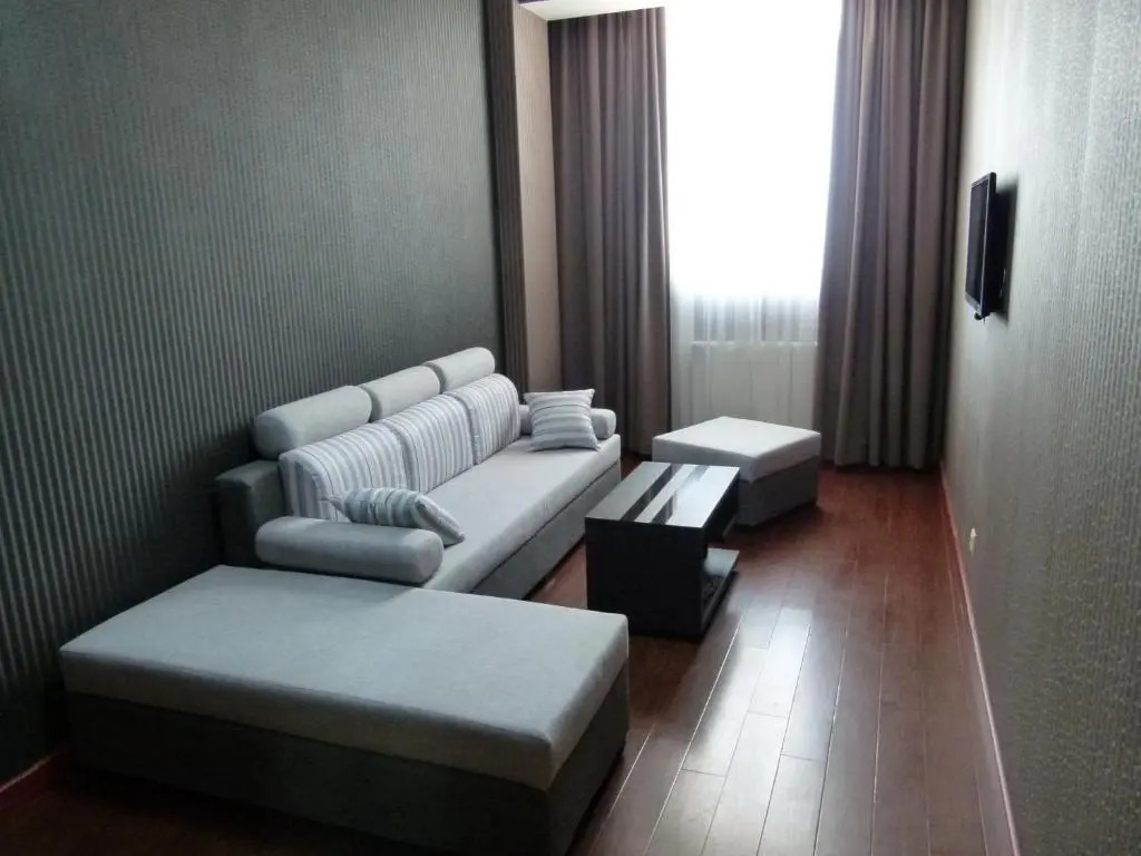 2 Bedroom Flat on Kalaubani