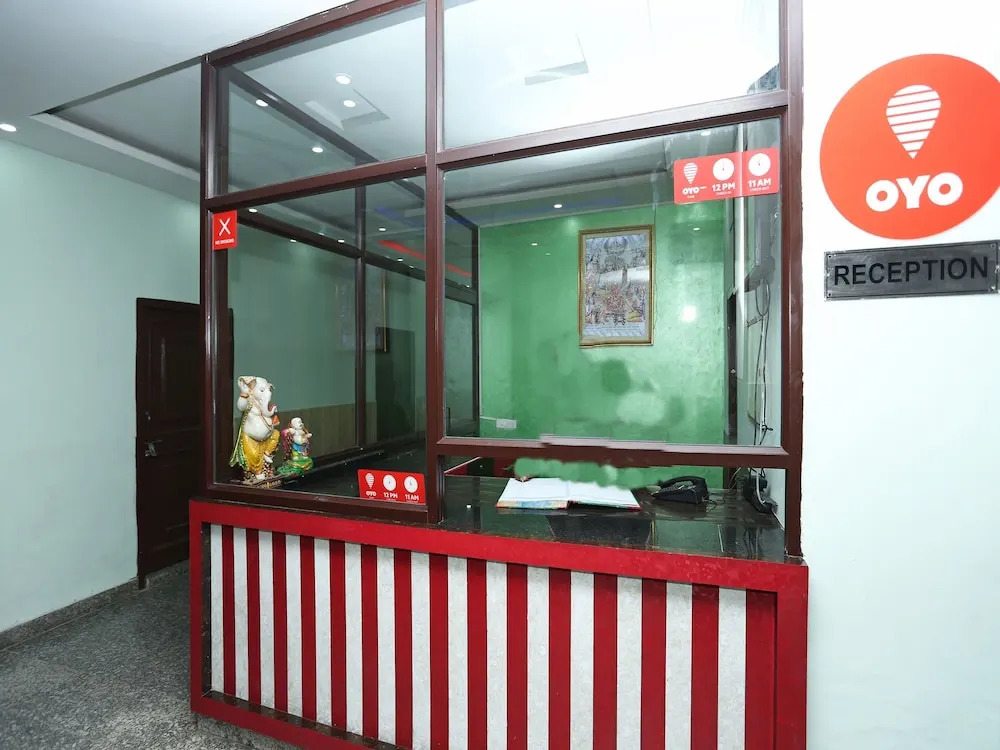 OYO 11556 Om Guest House Residency