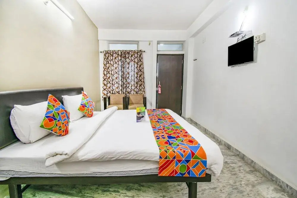 FabHotel Alpine II