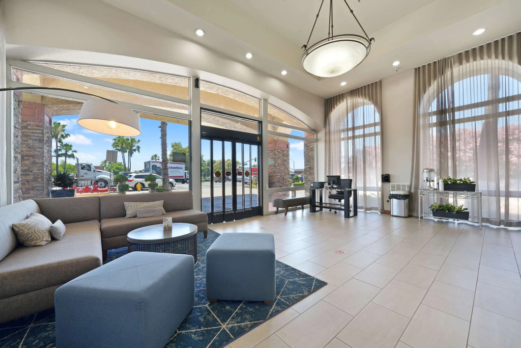 Best Western Plus Executive Inn & Suites