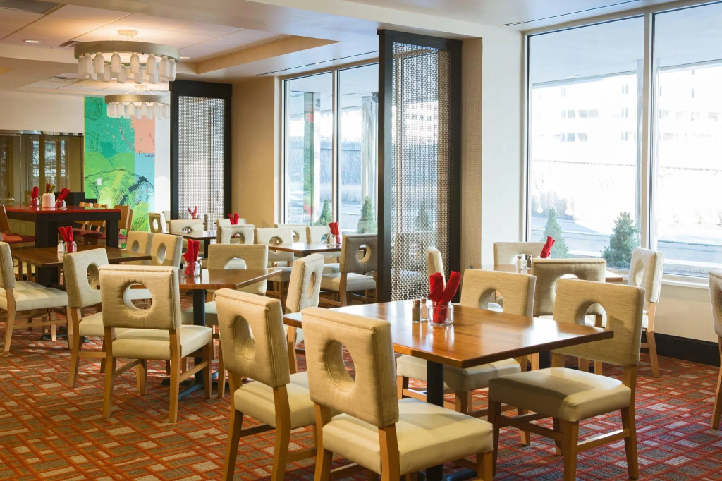 Holiday Inn National Airport/Crystal City by IHG