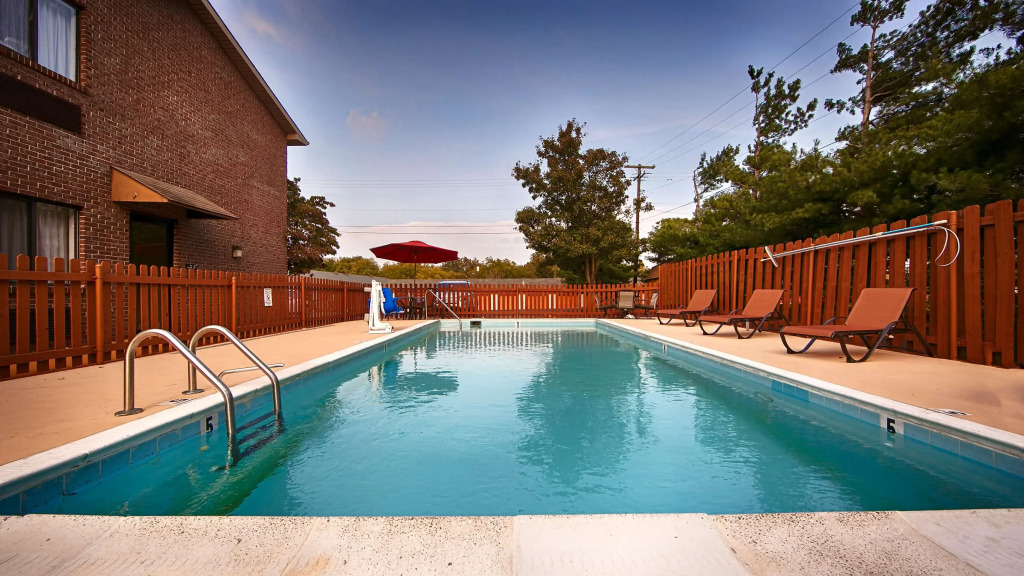 Best Western Paris Inn