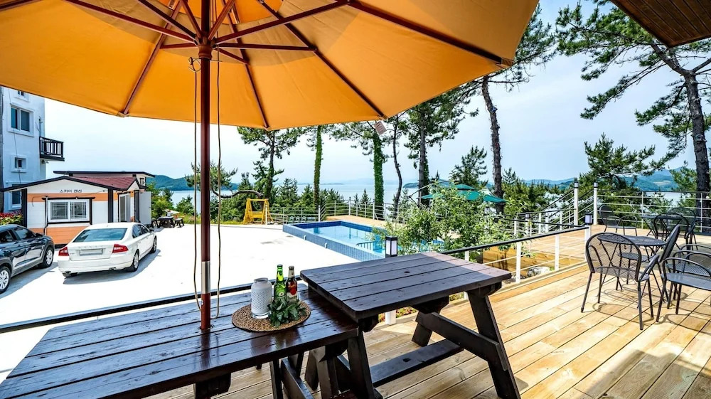 Yeosu Sky Pension