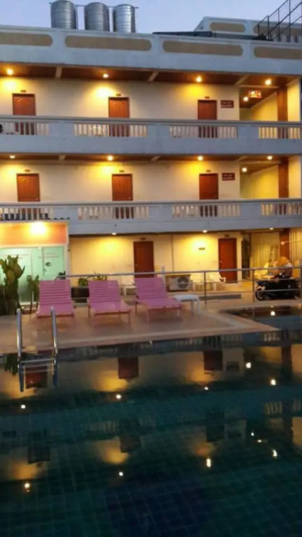 Jed Pee Nong Hotel โรงแรมเจ็ดพี่น้อง