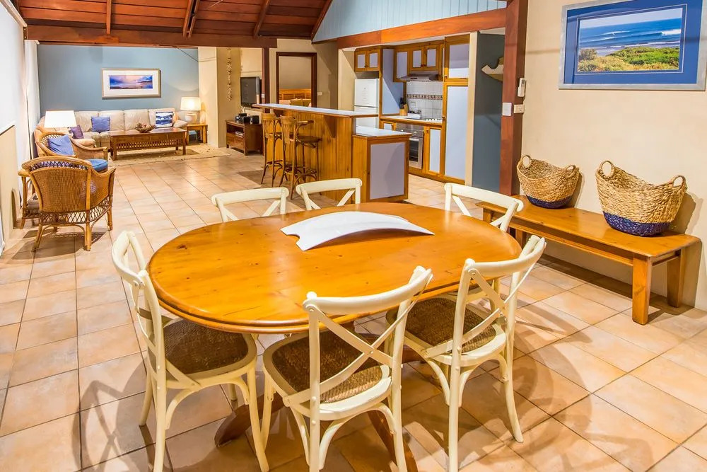 Whalers Cove Villas