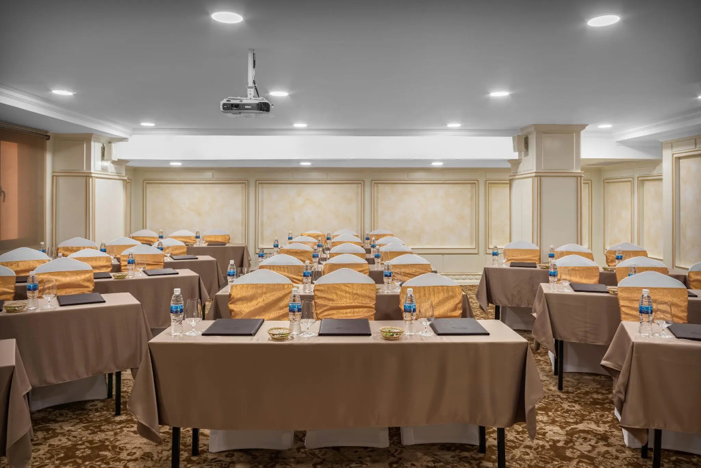 Anik Palace Hotel