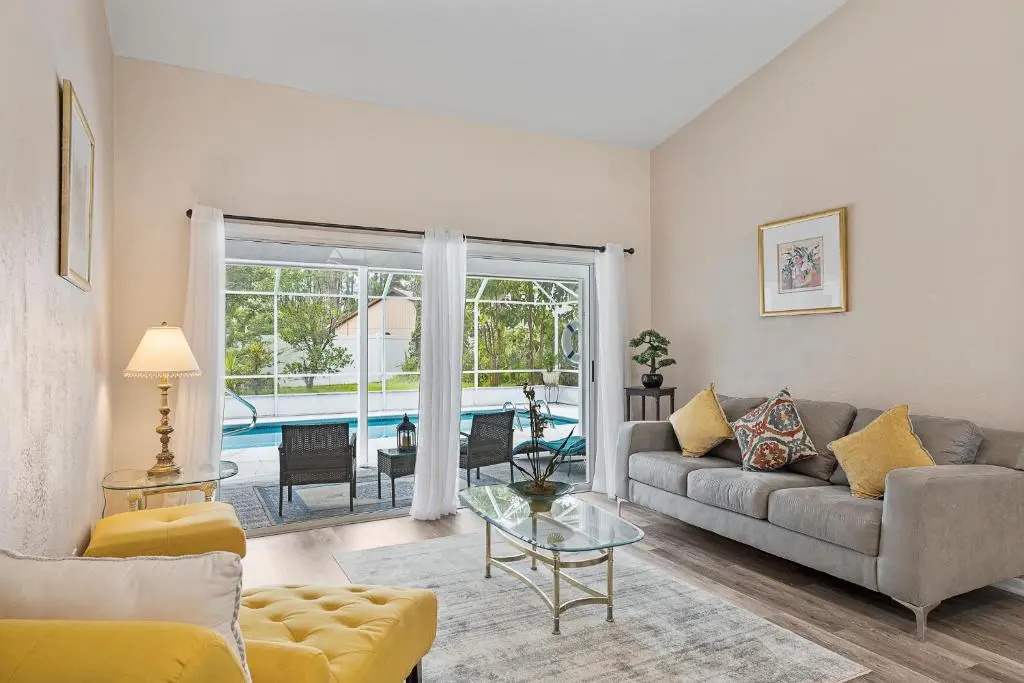 Palm Villa, 4 Bedroom, Private Pool, Screened Lanai, Washer Dryer, Sleeps 7