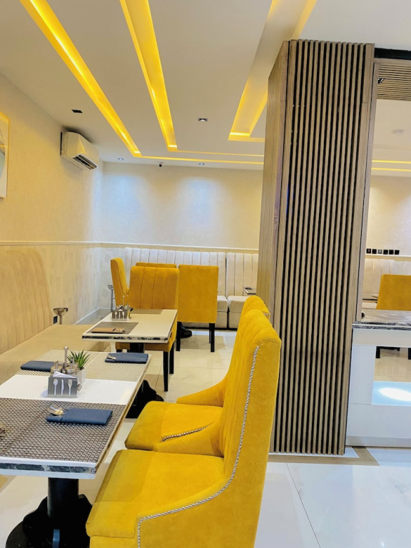 2020 HOTELS & APARTMENTS Wuye