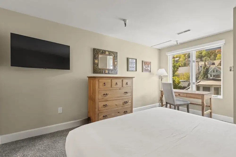 Fashion Coalition 402 2 Bedroom Condo by RedAwning