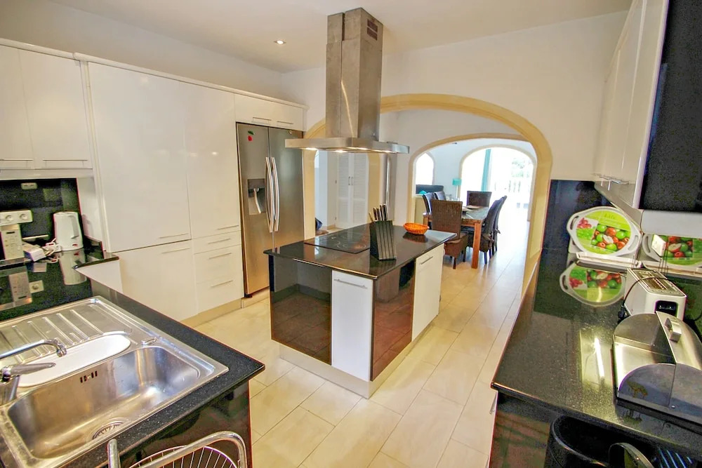 Michelle - sea view villa with private pool in Benissa