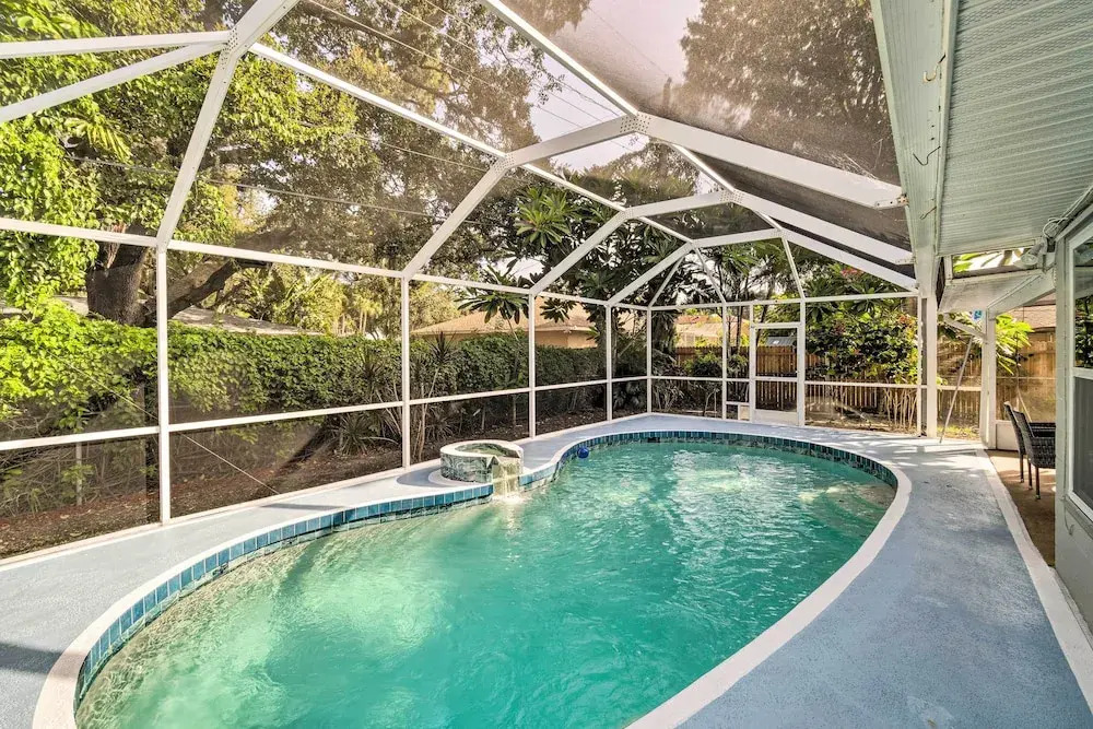 Peaceful Venice Villa w/ Patio - 2 Miles to Beach