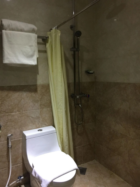Canberry Hotel