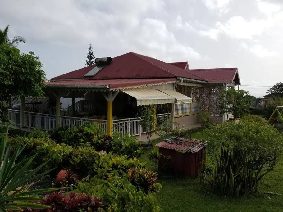 Domaine Palm Garden, Villa avec terrasse, barbecue et jardin, proche de Deshaies