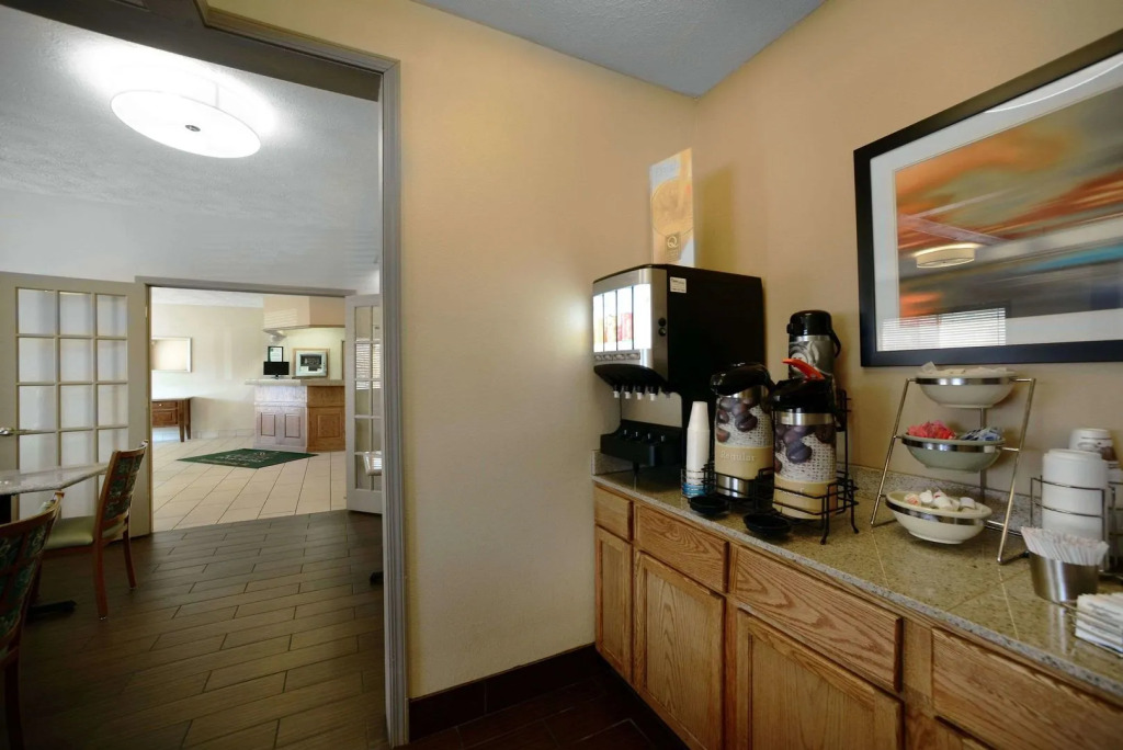 Quality Inn & Suites Springfield
