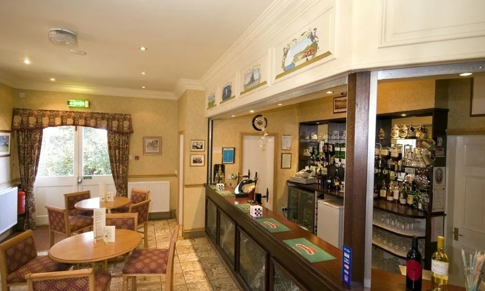 Larpool Hall