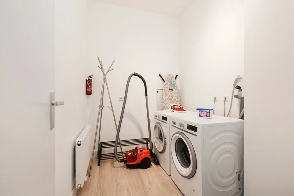 Windmill Apartment