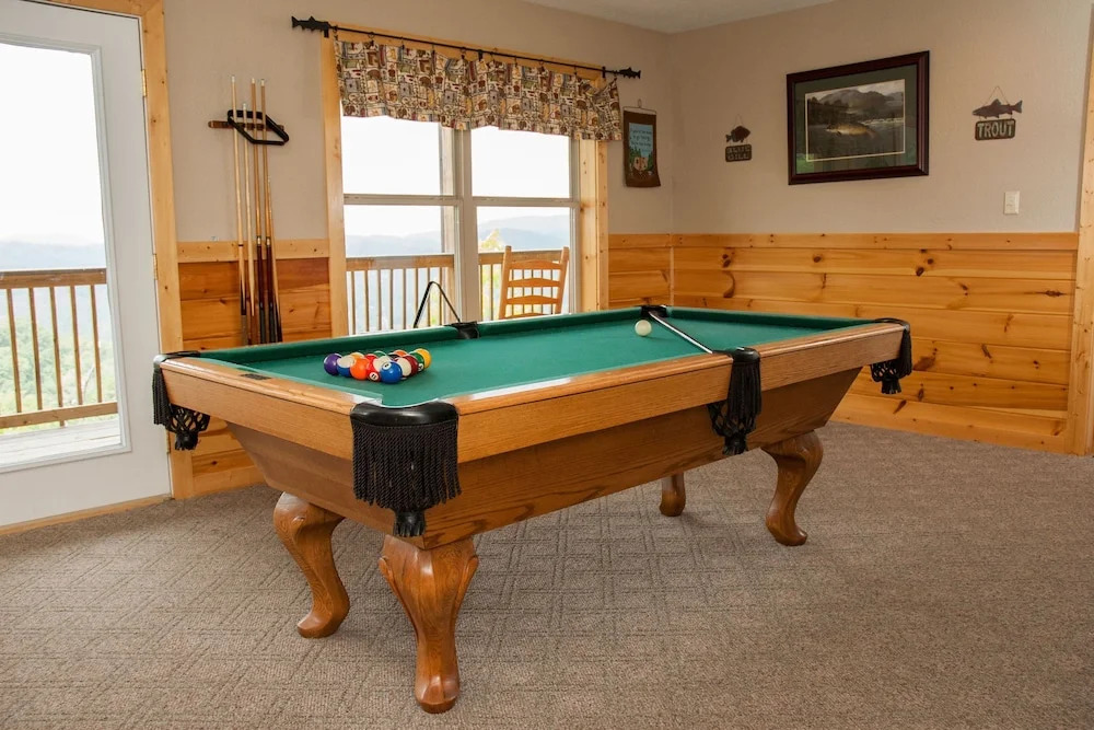 AMERICAN BEAUTY - 5 Br Cabin