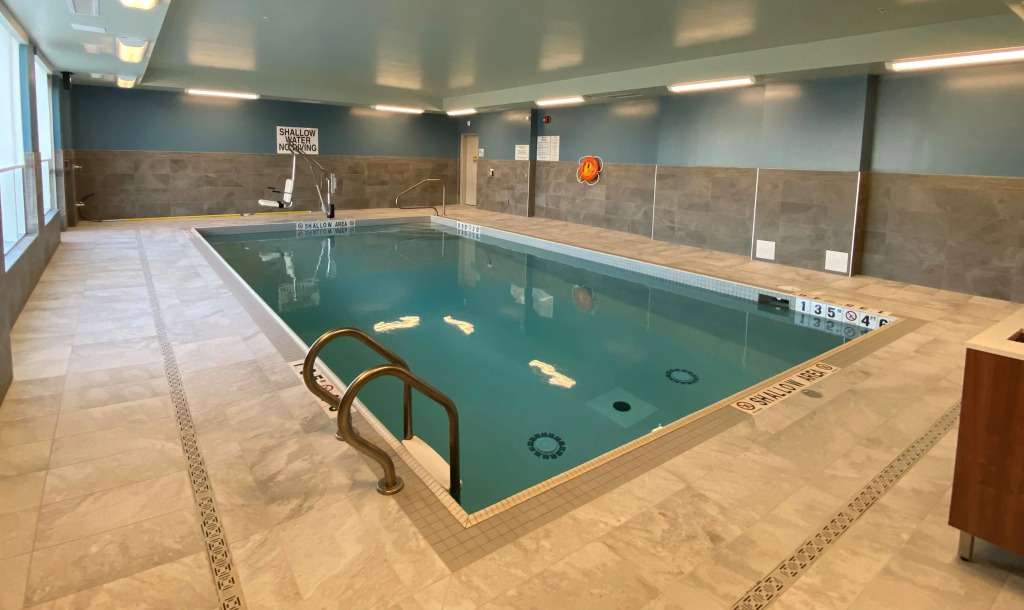 Holiday Inn Express & Suites - Aurora by IHG