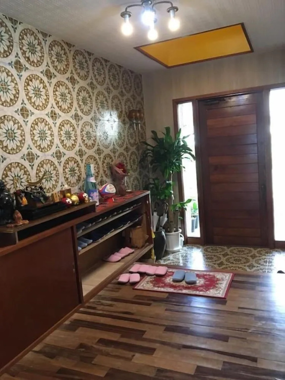 Kami House
