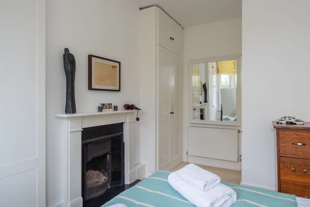 Cosy 1 Bedroom Flat With Garden in Lovely Chiswick