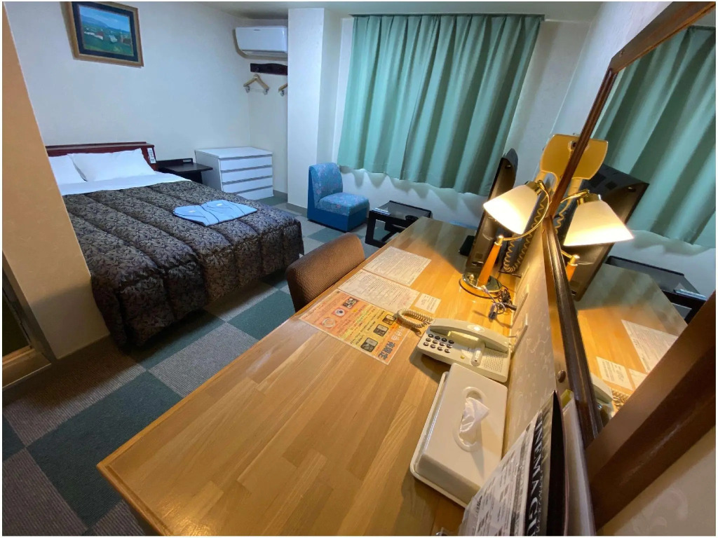 Niimi Business City Hotel