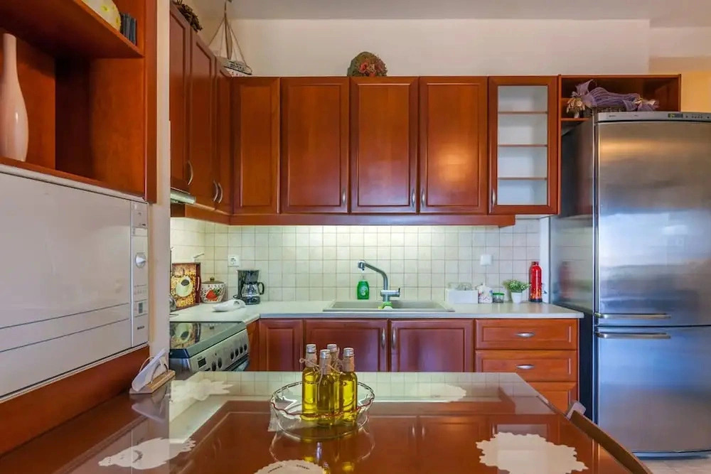 Elena s Apartment