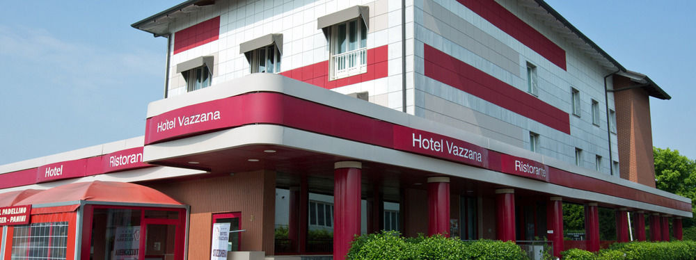 Hotel Vazzana