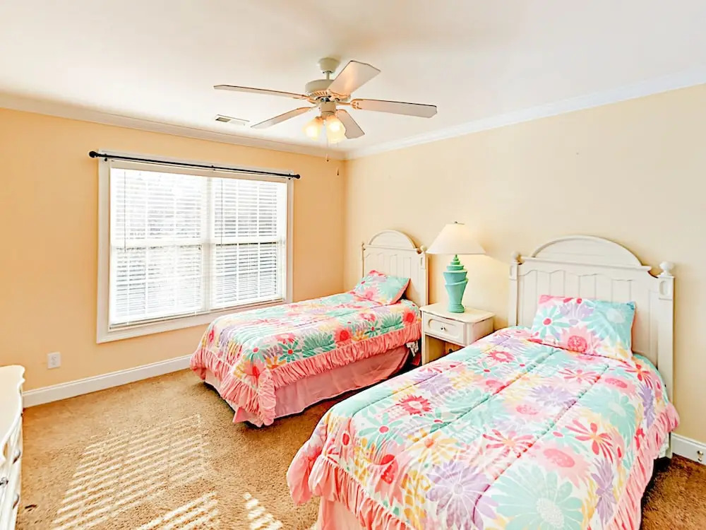 226 Georges Bay Rd Home 5 Bedrooms 4.5 Bathrooms Home