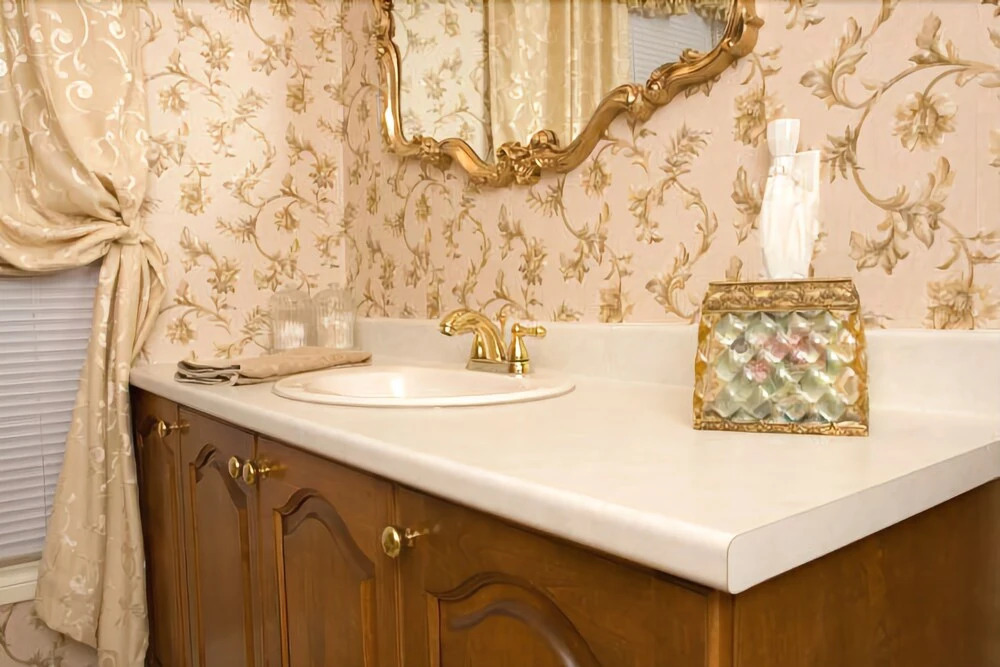 Silver Service Inn