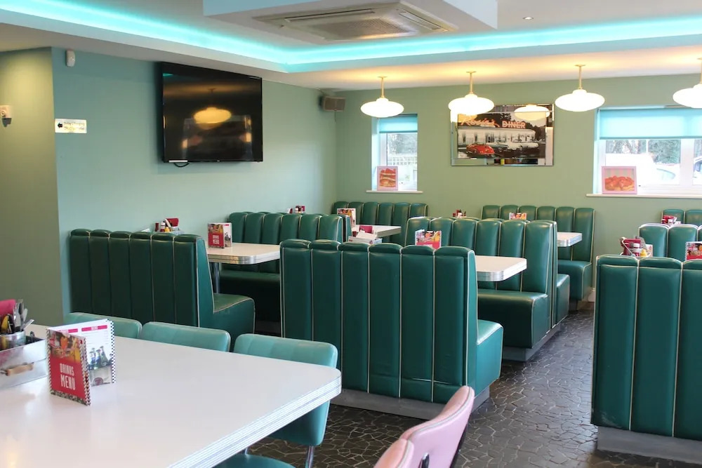 7Hotel Diner