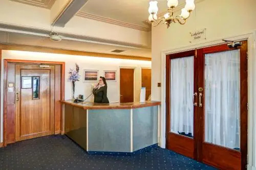 Headway Hotel